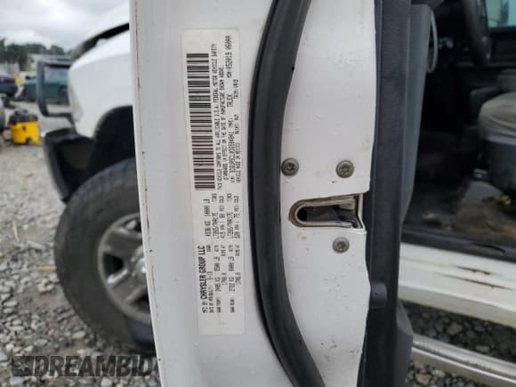 ✅ 2013 Ram 2500 Tradesman • VIN: 3C6UR5CL0DG584841 • Lot: 70823125. Listed on Copart with 285,931 mi. Free auction sales archive from the USA and detailed vehicle history report at DreamBid. Image 12.