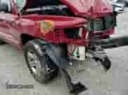 2010 Dodge Dakota Laramie z VIN 1D7RW5GP9AS217497, wystawiony jako Copart lot #84239104 z przebiegiem Nie podano mil oraz Czysty tytuł • Clean title. Historia ofert i sprzedaży dostępna na DreamBid. Obrazek 11.