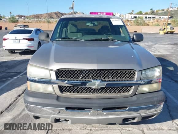 ✅ 2003 Chevrolet Silverado 1500 LS • VIN: 2GCEC19V931101936 • Lot: 43388856. Wystawiony na IAAI z przebiegiem 154 950 mil mil. Skorzystaj z bezpłatnego archiwum sprzedaży aukcyjnych z USA i zobacz szczegółowy raport historii pojazdu na DreamBid. Zdjęcie 12.