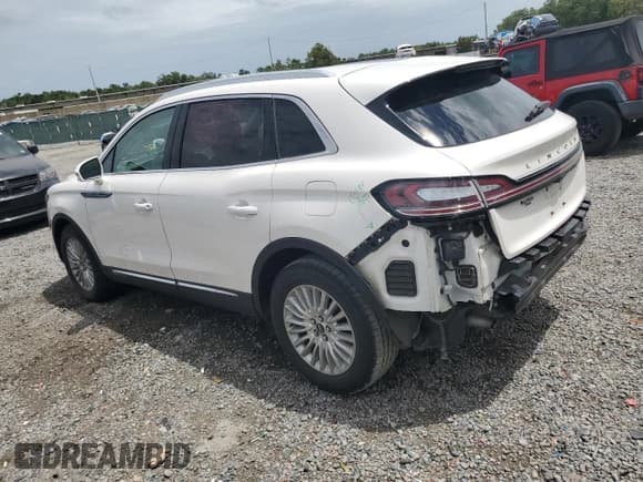 ✅ 2019 Lincoln Nautilus Standard • VIN: 2LMPJ6J98KBL58217 • Lot: 62369165. Listed on Copart with 84,704 mi. Free auction sales archive from the USA and detailed vehicle history report at DreamBid. Image 2.