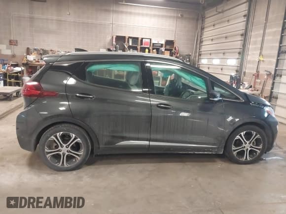 ✅ 2017 Chevrolet Bolt EV Premier • VIN: 1G1FX6S06H4189613 • Lot: 41370963. Wystawiony na IAAI z przebiegiem 62 526 mil. Bezpłatny archiwum sprzedaży aukcyjnych z USA i szczegółowy raport historii pojazdu na DreamBid. Zdjęcie 13.