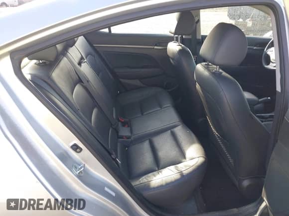 2017 Hyundai Elantra Limited z VIN KMHD84LF3HU269336, wystawiony jako IAAI lot #41684341 z przebiegiem 118 278 mil mil oraz . Historia ofert i sprzedaży dostępna na DreamBid. Obrazek 8.