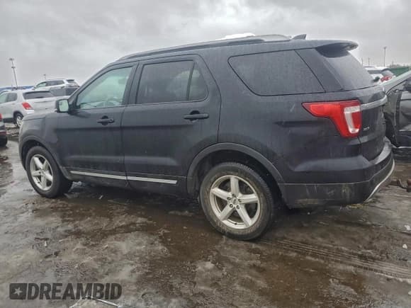 ✅ 2016 Ford Explorer XLT • VIN: 1FM5K8DH2GGC71041 • Lot: 96233955. Wystawiony na Copart z przebiegiem 185 151 mil. Bezpłatny archiwum sprzedaży aukcyjnych z USA i szczegółowy raport historii pojazdu na DreamBid. Zdjęcie 2.
