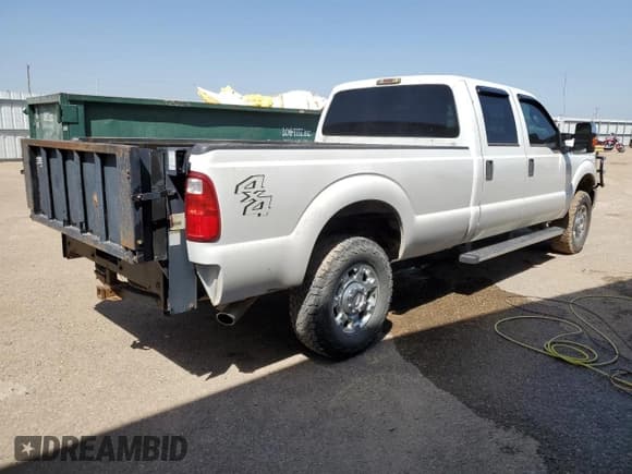 ✅ 2015 Ford F-350 Platinum • VIN: 1FT7W3B65FEB44882 • Лот: 52572825. Опубликован ранее на Copart с пробегом 307 996 миль. Бесплатный доступ к архиву аукционных продаж из США и подробный отчёт об истории автомобиля на DreamBid. Изображение 3.