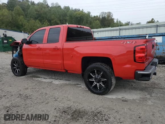 ✅ 2019 Chevrolet Silverado 1500 LT • VIN: 2GCVKPEC9K1107938 • Lot: 81987565. Listed on Copart with 134,897 mi. Free auction sales archive from the USA and detailed vehicle history report at DreamBid. Image 2.
