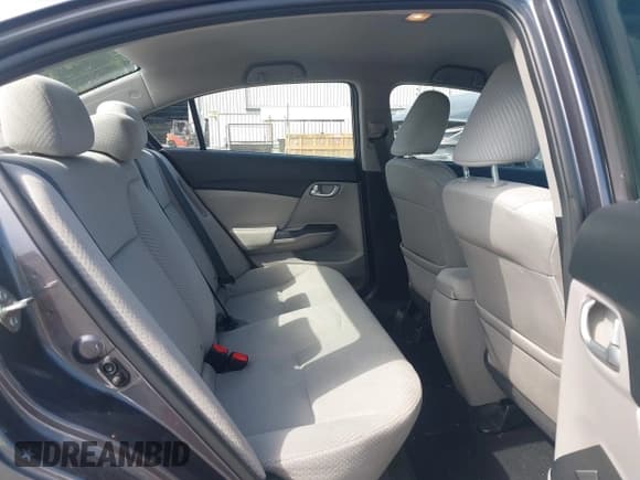 ✅ 2014 Honda Civic • VIN: 19XFB4F24EE201757 • Lot: 42151271. Wystawiony na IAAI z przebiegiem 138 743 mil. Bezpłatny archiwum sprzedaży aukcyjnych z USA i szczegółowy raport historii pojazdu na DreamBid. Zdjęcie 8.