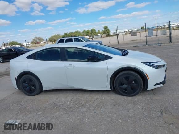 2024 Toyota Prius LE с VIN JTDACAAU3R3030785, выставлен на аукционе IAAI как лот 43417913 с пробегом 62 646 миль миль и . История ставок и продаж доступна на DreamBid. Изображение 13.