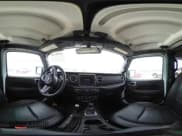 ✅ 2023 Jeep Gladiator High Altitude • VIN: 1C6HJTFG8PL553372 • Лот: 42900480. Опубликован ранее на IAAI с пробегом 14 725 миль. Бесплатный доступ к архиву аукционных продаж из США и подробный отчёт об истории автомобиля на DreamBid. Изображение 19.