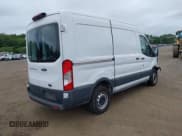 ✅ 2018 Ford Transit • VIN: 1FTYR1CMXJKA72164 • Lot: 42381091. Wystawiony na IAAI z przebiegiem 91 450 mil. Bezpłatny archiwum sprzedaży aukcyjnych z USA i szczegółowy raport historii pojazdu na DreamBid. Zdjęcie 4.