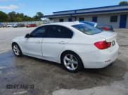 ✅ 2015 BMW 3 Series 328i • VIN: WBA3A5C50FF607548 • Lot: 90445655. Wystawiony na Copart z przebiegiem 107 731 mil. Bezpłatny archiwum sprzedaży aukcyjnych z USA i szczegółowy raport historii pojazdu na DreamBid. Zdjęcie 2.