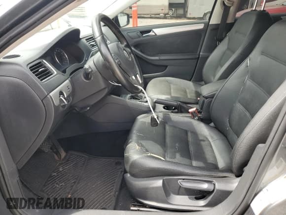 ✅ 2012 Volkswagen Jetta TDI w/Premium & Nav • VIN: 3VWLL7AJ8CM319746 • Lot: 54313335. Listed on Copart with 186,003 mi. Free auction sales archive from the USA and detailed vehicle history report at DreamBid. Image 7.