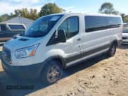 ✅ 2018 Ford Transit Passenger XL • VIN: 1FBZX2YMXJKB06357 • Lot: 43534327. Wystawiony na IAAI z przebiegiem 286 290 mil. Bezpłatny archiwum sprzedaży aukcyjnych z USA i szczegółowy raport historii pojazdu na DreamBid. Zdjęcie 17.