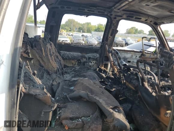 ✅ 2004 Chevrolet Silverado 2500HD LT • VIN: 1GCHC23U74F262251 • Lot: 67716474. Listed on Copart with Not provided. Free auction sales archive from the USA and detailed vehicle history report at DreamBid. Image 10.