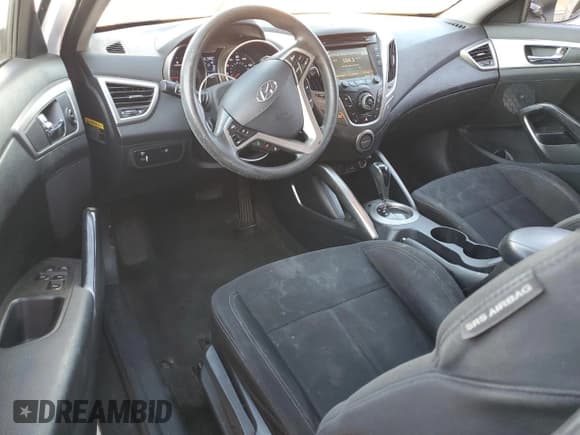 ✅ 2013 Hyundai Veloster w/Gray Int • VIN: KMHTC6AD4DU129880 • Lot: 80855424. Wystawiony na Copart z przebiegiem 167 888 mil. Bezpłatny archiwum sprzedaży aukcyjnych z USA i szczegółowy raport historii pojazdu na DreamBid. Zdjęcie 8.