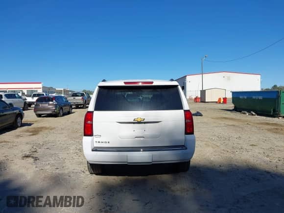 2015 Chevrolet Tahoe LTZ z VIN 1GNSCCKC4FR647537, wystawiony jako IAAI lot #43474774 z przebiegiem 109 522 mil mil oraz . Historia ofert i sprzedaży dostępna na DreamBid. Obrazek 17.