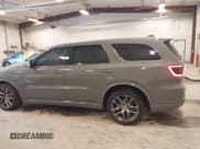 ✅ 2022 Dodge Durango R/T • VIN: 1C4SDJCT7NC105441 • Lot: 42318984. Wystawiony na IAAI z przebiegiem 34 908 mil. Bezpłatny archiwum sprzedaży aukcyjnych z USA i szczegółowy raport historii pojazdu na DreamBid. Zdjęcie 14.
