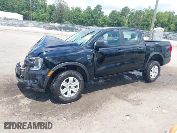 ✅ 2025 Ford Ranger XL • VIN: 1FTER4PHXSLE08036 • Lot: 42691478. Listed on IAAI with 1,220 mi. Free auction sales archive from the USA and detailed vehicle history report at DreamBid. Image 2.