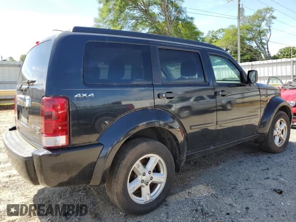 ✅ 2010 Dodge Nitro SXT • VIN: 1D4PU5GK0AW131941 • Lot: 57572845. Listed on Copart with 125,366 mi. Free auction sales archive from the USA and detailed vehicle history report at DreamBid. Image 3.