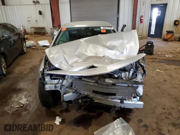 ✅ 2014 Chevrolet Impala LT • VIN: 1G1115SL5EU105857 • Лот: 86278105. Опубликован ранее на Copart с пробегом Не указан. Бесплатный доступ к архиву аукционных продаж из США и подробный отчёт об истории автомобиля на DreamBid. Изображение 5.