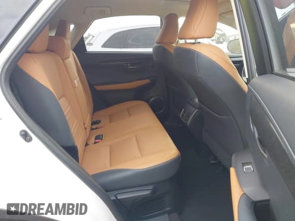 ✅ 2020 Lexus NX 300 • VIN: JTJGARBZ4L5004195 • Лот: 43686372. Опубликован ранее на IAAI с пробегом 33 237 миль. Бесплатный доступ к архиву аукционных продаж из США и подробный отчёт об истории автомобиля на DreamBid. Изображение 8.