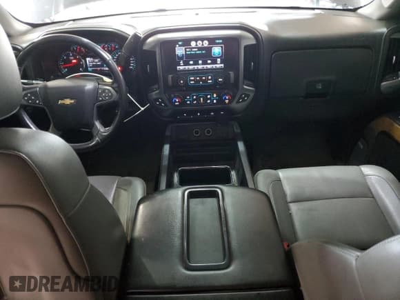 ✅ 2015 Chevrolet Silverado 1500 LTZ • VIN: 3GCUKSEC3FG346526 • Lot: 54496045. Wystawiony na Copart z przebiegiem 173 821 mil. Bezpłatny archiwum sprzedaży aukcyjnych z USA i szczegółowy raport historii pojazdu na DreamBid. Zdjęcie 8.