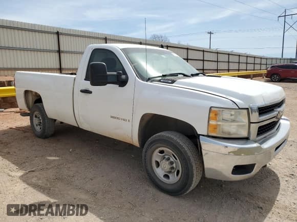 ✅ 2007 Chevrolet Silverado 2500HD Work Truck • VIN: 1GCHC24K27E526449 • Лот: 50052085. Опубликован ранее на Copart с пробегом 140 584 миль. Бесплатный доступ к архиву аукционных продаж из США и подробный отчёт об истории автомобиля на DreamBid. Изображение 4.