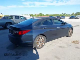 ✅ 2011 Hyundai Sonata Limited • VIN: 5NPEC4ACXBH227733 • Lot: 43610748. Wystawiony na IAAI z przebiegiem 176 931 mil. Bezpłatny archiwum sprzedaży aukcyjnych z USA i szczegółowy raport historii pojazdu na DreamBid. Zdjęcie 4.