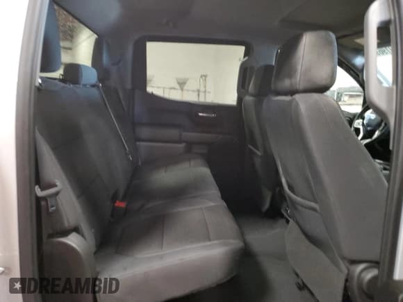 ✅ 2019 Chevrolet Silverado 1500 LT • VIN: 1GCUYDED1KZ112544 • Lot: 66919694. Wystawiony na Copart z przebiegiem 103 193 mil. Bezpłatny archiwum sprzedaży aukcyjnych z USA i szczegółowy raport historii pojazdu na DreamBid. Zdjęcie 10.