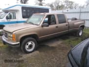 ✅ 1996 GMC Sierra 1500 • VIN: 1GTHC33J4TF010466 • Lot: 48392195. Wystawiony na Copart z przebiegiem 143 267 mil. Bezpłatny archiwum sprzedaży aukcyjnych z USA i szczegółowy raport historii pojazdu na DreamBid. Zdjęcie 1.