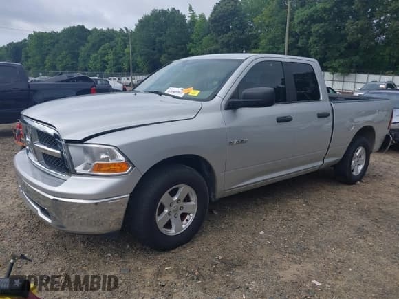 ✅ 2009 Dodge 1500 ST • VIN: 1D3HB18P69S742867 • Lot: 42445968. Wystawiony na IAAI z przebiegiem 204 860 mil. Bezpłatny archiwum sprzedaży aukcyjnych z USA i szczegółowy raport historii pojazdu na DreamBid. Zdjęcie 17.