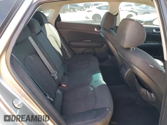 ✅ 2017 Kia Optima LX • VIN: 5XXGT4L32HG148907 • Lot: 91300995. Wystawiony na Copart z przebiegiem 170 399 mil. Bezpłatny archiwum sprzedaży aukcyjnych z USA i szczegółowy raport historii pojazdu na DreamBid. Zdjęcie 10.