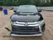 2018 Mitsubishi Outlander ES z VIN JA4AZ3A3XJZ013172, wystawiony jako Copart lot #60265055 z przebiegiem 137 660 mil mil oraz Szkoda całkowita • Salvage title. Historia ofert i sprzedaży dostępna na DreamBid. Obrazek 5.