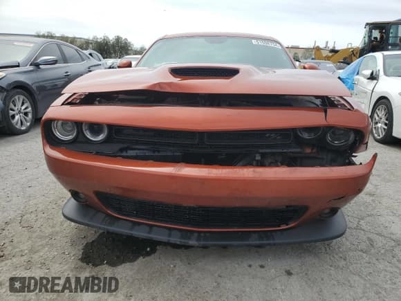 ✅ 2020 Dodge Challenger R/T • VIN: 2C3CDZBT0LH196345 • Lot: 51598754. Wystawiony na Copart z przebiegiem 33 289 mil. Bezpłatny archiwum sprzedaży aukcyjnych z USA i szczegółowy raport historii pojazdu na DreamBid. Zdjęcie 5.