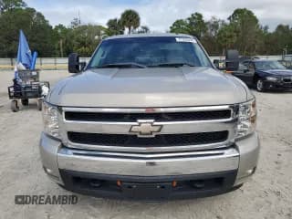 ✅ 2008 Chevrolet Silverado 1500 1LT • VIN: 1GCEC19J08Z275261 • Lot: 77255394. Listed on Copart with 140,393 mi. Free auction sales archive from the USA and detailed vehicle history report at DreamBid. Image 5.