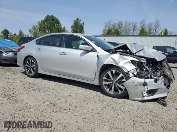 ✅ 2016 Nissan Altima SR • VIN: 1N4BL3AP5GC263662 • Lot: 47147105. Listed on Copart with 57,805 mi. Free auction sales archive from the USA and detailed vehicle history report at DreamBid. Image 4.