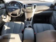 ✅ 2010 Hyundai Sonata Limited • VIN: 5NPEU4AC1AH650227 • Лот: 73125984. Опубликован ранее на Copart с пробегом 186 869 миль. Бесплатный доступ к архиву аукционных продаж из США и подробный отчёт об истории автомобиля на DreamBid. Изображение 8.