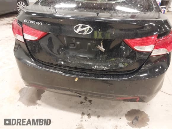 ✅ 2011 Hyundai Elantra GLS • VIN: KMHDH4AE2BU125343 • Lot: 43586002. Listed on IAAI with 189,335 mi. Free auction sales archive from the USA and detailed vehicle history report at DreamBid. Image 6.