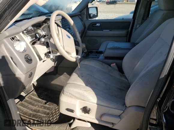 ✅ 2010 Ford Expedition SSV • VIN: 1FMJU1F5XAEA48249 • Lot: 45340725. Listed on Copart with 211,227 mi. Free auction sales archive from the USA and detailed vehicle history report at DreamBid. Image 7.