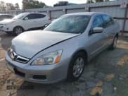 ✅ 2006 Honda Accord LX • VIN: 3HGCM564X6G710232 • Lot: 43398716. Listed on IAAI with 84,501 mi. Free auction sales archive from the USA and detailed vehicle history report at DreamBid. Image 2.