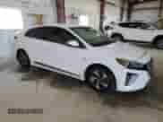 ✅ 2019 Hyundai Ioniq SEL • VIN: KMHC75LC1KU117119 • Лот: 79236324. Размещён на Copart с пробегом Не указан миль. Получите бесплатный доступ к архиву аукционных продаж из США и посмотрите подробный отчёт об истории автомобиля на DreamBid. Изображение 4.