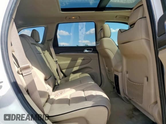 ✅ 2014 Jeep Grand Cherokee Overland • VIN: 1C4RJECG2EC351430 • Лот: 84252665. Опубликован ранее на Copart с пробегом 144 185 миль. Бесплатный доступ к архиву аукционных продаж из США и подробный отчёт об истории автомобиля на DreamBid. Изображение 11.