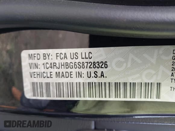 ✅ 2025 Jeep Grand Cherokee Limited • VIN: 1C4RJHBG6S8728326 • Lot: 43097342. Listed on IAAI with 134 mi. Free auction sales archive from the USA and detailed vehicle history report at DreamBid. Image 9.