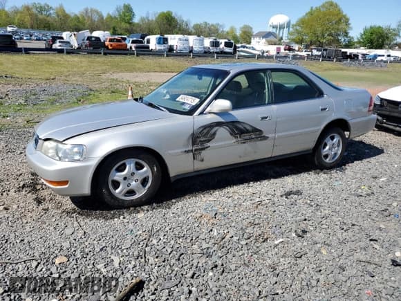 ✅ 1996 Acura TL Premium • VIN: JH4UA2655TC021294 • Лот: 54924715. Опубликован ранее на Copart с пробегом 141 247 миль. Бесплатный доступ к архиву аукционных продаж из США и подробный отчёт об истории автомобиля на DreamBid. Изображение 1.