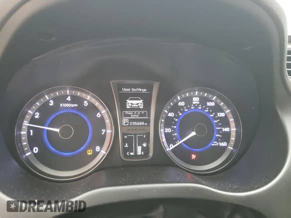 2012 Hyundai Azera with VIN KMHFG4JG1CA147768, listed as a Copart auction lot 79622204 with 235,684 mi miles and Salvage title. Bid and sale history available at DreamBid. Image 9.