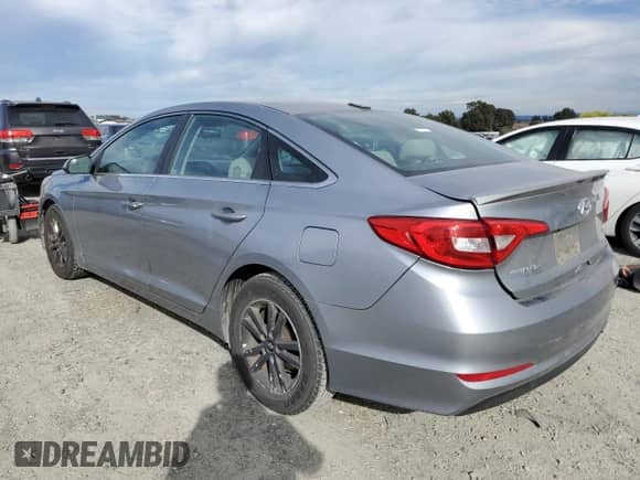 2015 Hyundai Sonata SE with VIN 5NPE24AF9FH011455, listed as a Copart auction lot 91481645 with 142,675 mi miles and Clean title. Bid and sale history available at DreamBid. Image 2.