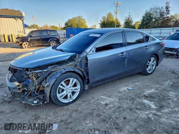 ✅ 2015 Nissan Altima SL • VIN: 1N4BL3AP2FC594018 • Лот: 95498155. Опубликован ранее на Copart с пробегом 198 666 миль. Бесплатный доступ к архиву аукционных продаж из США и подробный отчёт об истории автомобиля на DreamBid. Изображение 1.