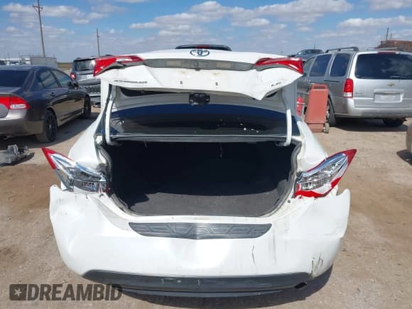 ✅ 2018 Toyota Corolla LE • VIN: 5YFBURHE5JP782658 • Lot: 43440768. Listed on IAAI with 77,997 mi. Free auction sales archive from the USA and detailed vehicle history report at DreamBid. Image 6.
