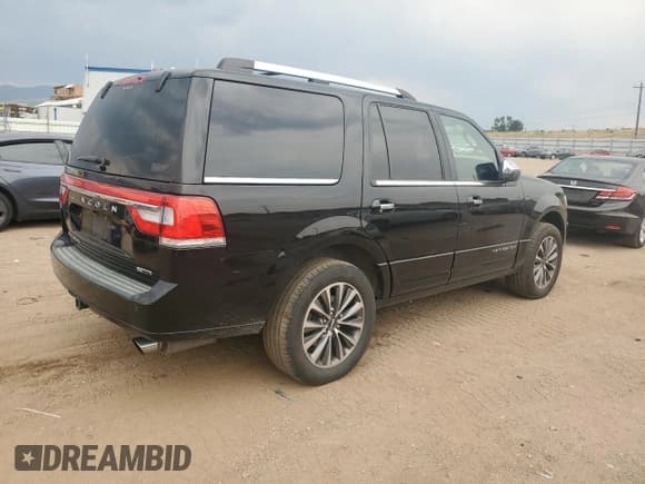 ✅ 2016 Lincoln Navigator Select • VIN: 5LMJJ2HT0GEL11056 • Lot: 69252655. Wystawiony na Copart z przebiegiem 116 535 mil. Bezpłatny archiwum sprzedaży aukcyjnych z USA i szczegółowy raport historii pojazdu na DreamBid. Zdjęcie 3.