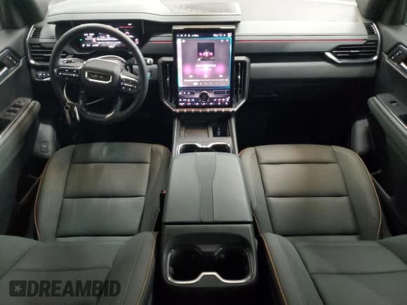 ✅ 2024 GMC Acadia AWD AT4 • VIN: 1GKENPKS1RJ163766 • Lot: 82437144. Wystawiony na Copart z przebiegiem 4 320 mil. Bezpłatny archiwum sprzedaży aukcyjnych z USA i szczegółowy raport historii pojazdu na DreamBid. Zdjęcie 8.