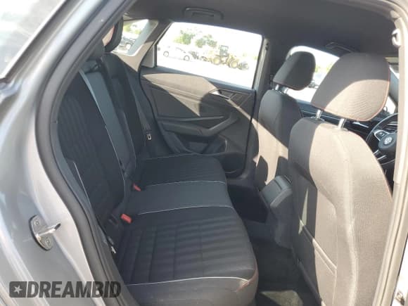 ✅ 2019 Volkswagen Jetta S • VIN: 3VW5T7BU1KM250057 • Lot: 70281595. Wystawiony na Copart z przebiegiem 70 763 mil. Bezpłatny archiwum sprzedaży aukcyjnych z USA i szczegółowy raport historii pojazdu na DreamBid. Zdjęcie 10.